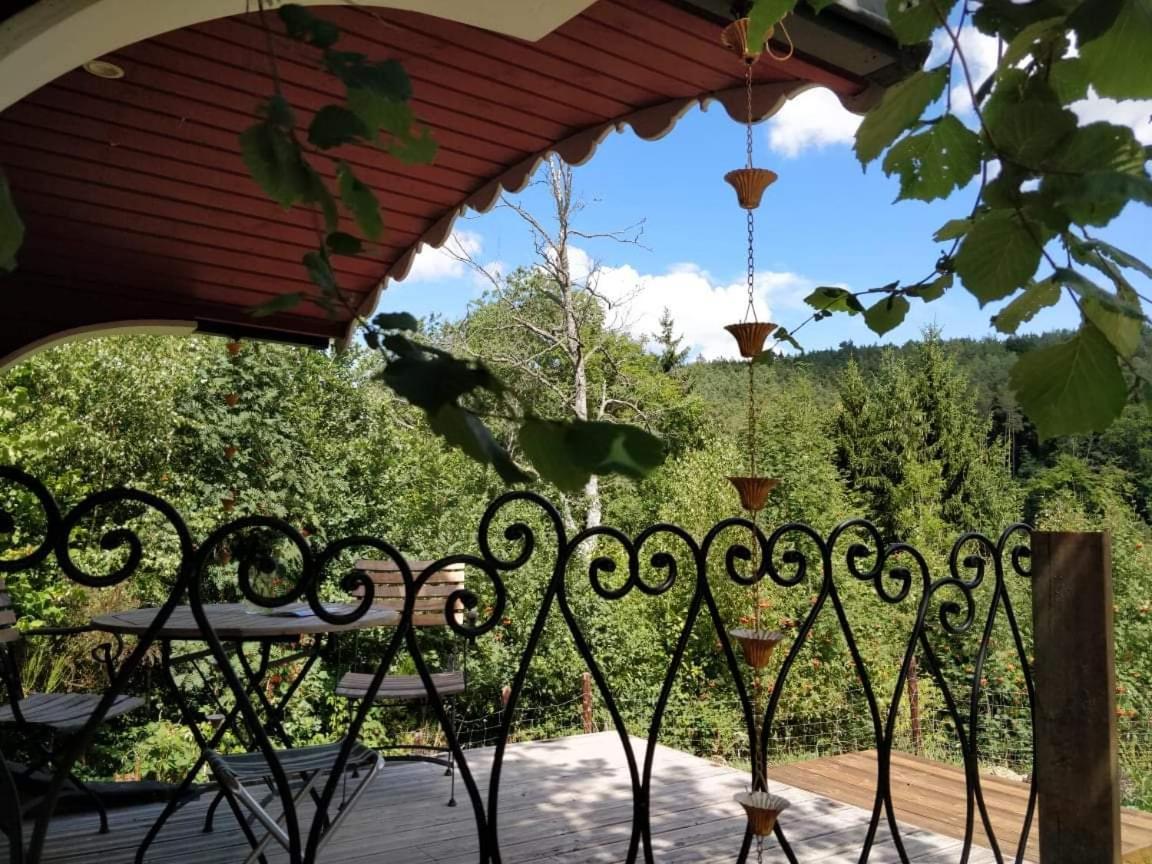 Вилла La Tiny House De La Bergerie Lierneux Экстерьер фото
