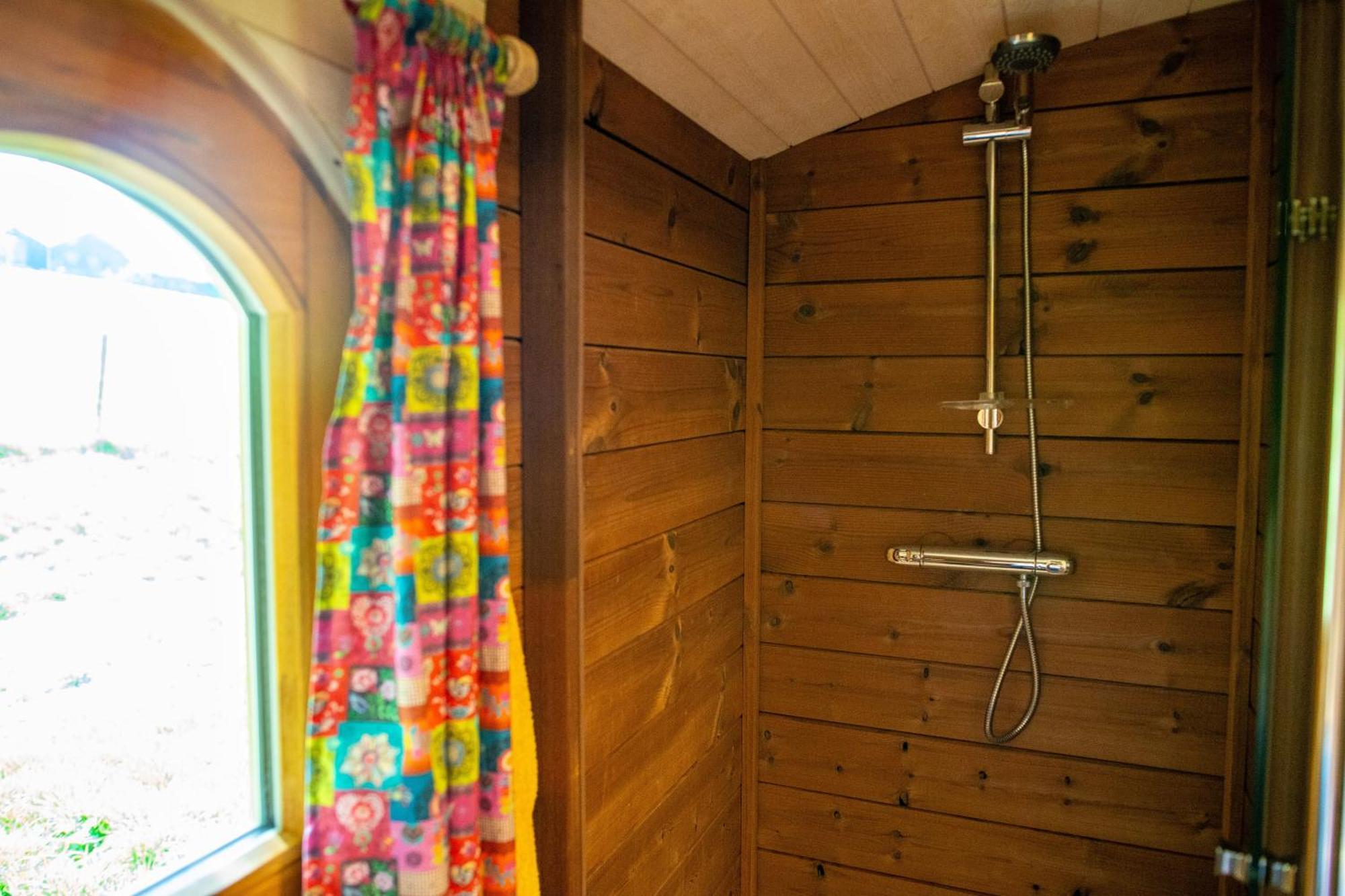 Вилла La Tiny House De La Bergerie Lierneux Экстерьер фото