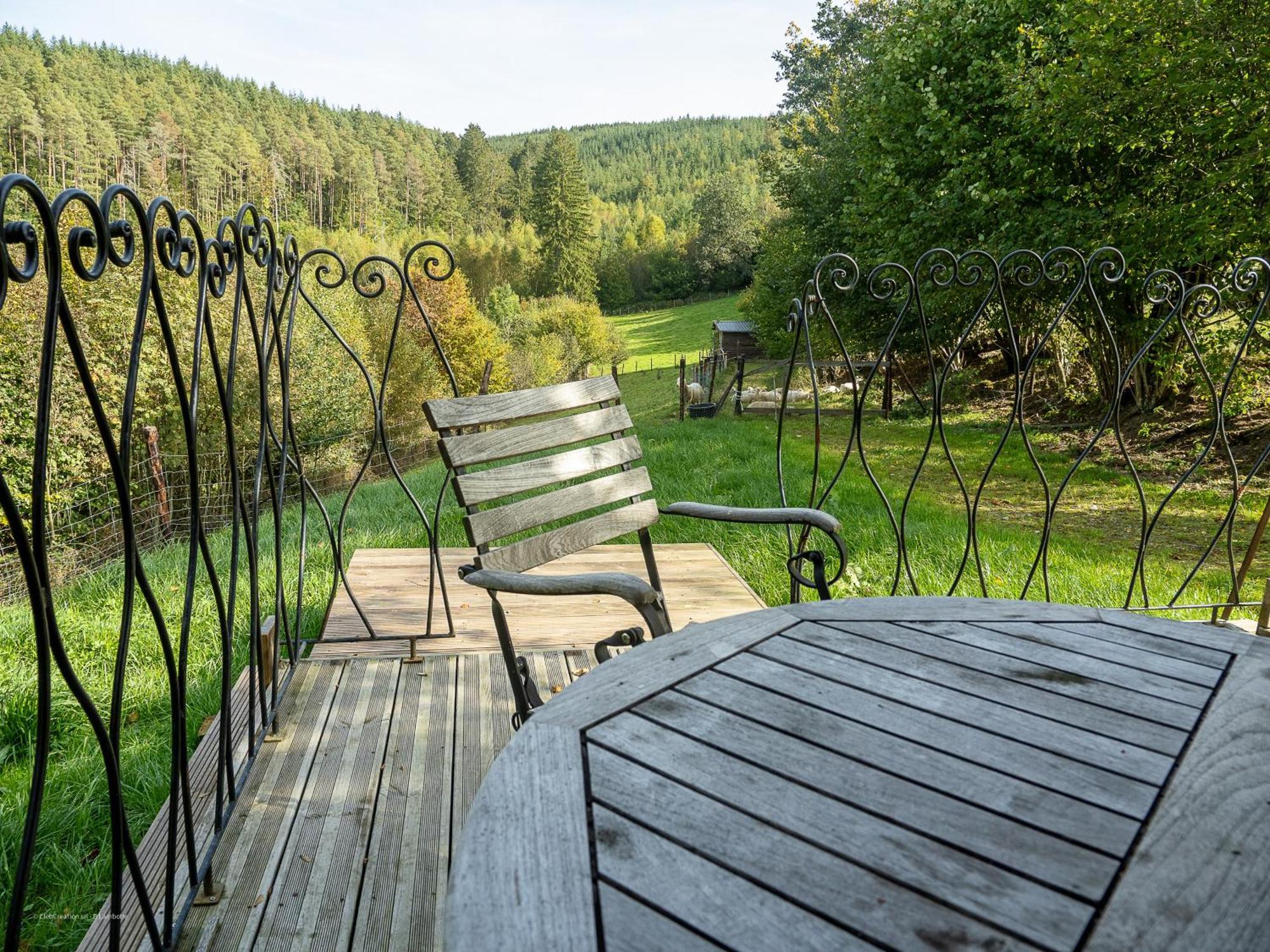 Вилла La Tiny House De La Bergerie Lierneux Экстерьер фото